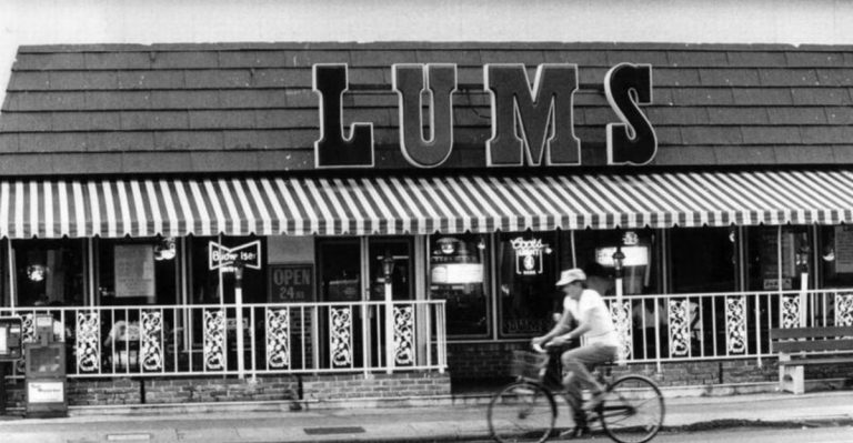 Gone But Not Forgotten: 15 Restaurant Chains We Miss And 5 That Would Crush It Today