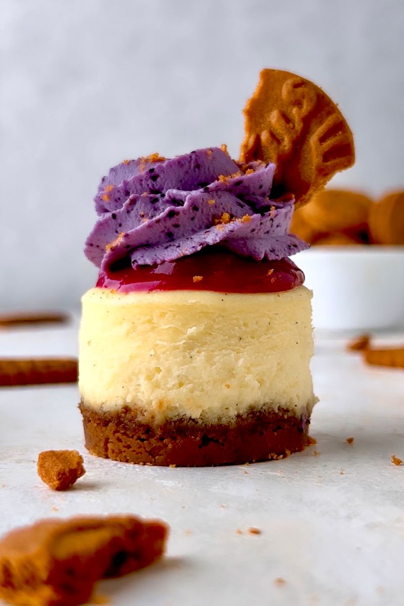 Mini Cheesecakes With Berry Toppers