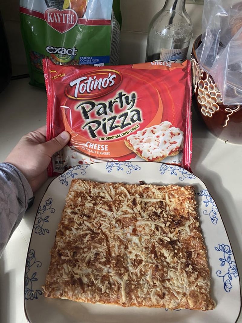 Totino’s Party Pizza (Cheese)
