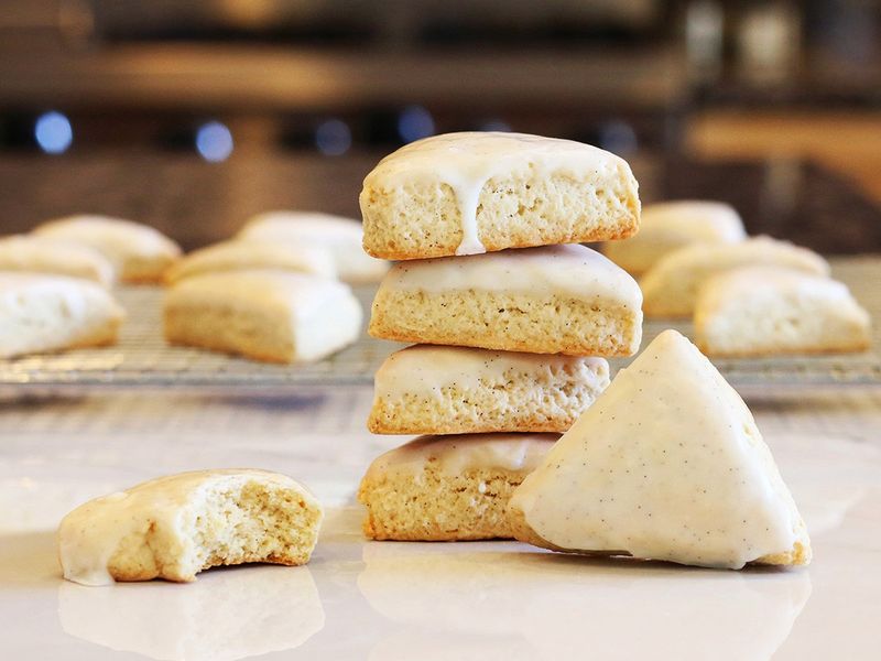 Petite Vanilla Bean Scone