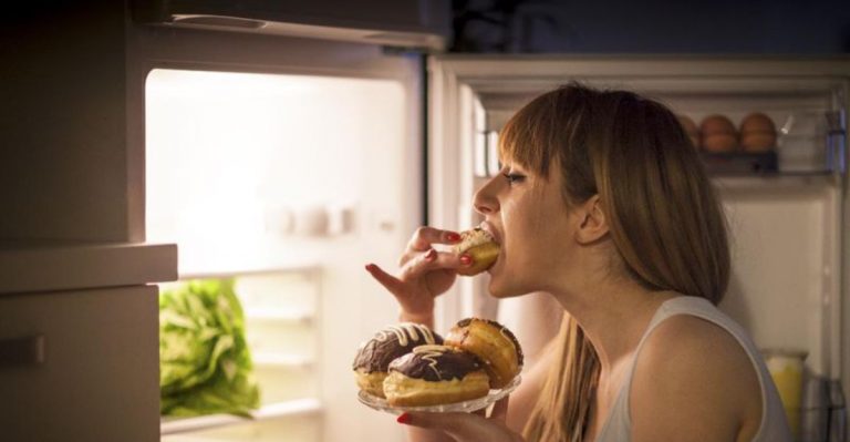 Healthy Eating: Why Teens Gorge And Older People Peck