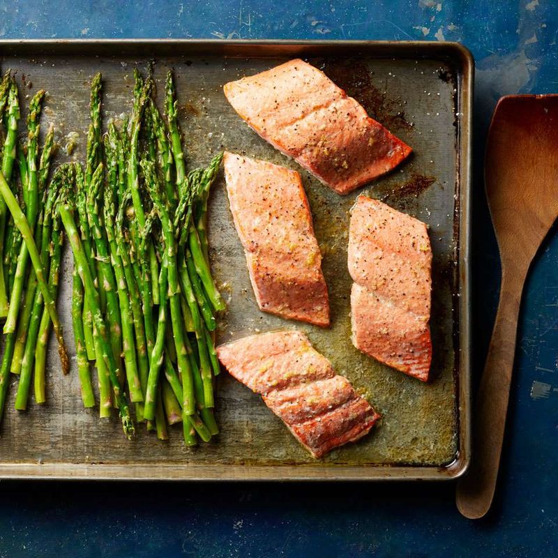 Salmon And Asparagus Sheet Pan Dinner