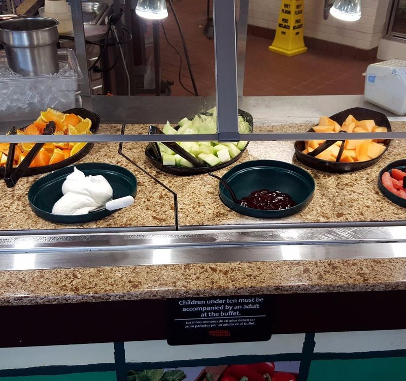 Disappointing: Waterlogged Salad Bar