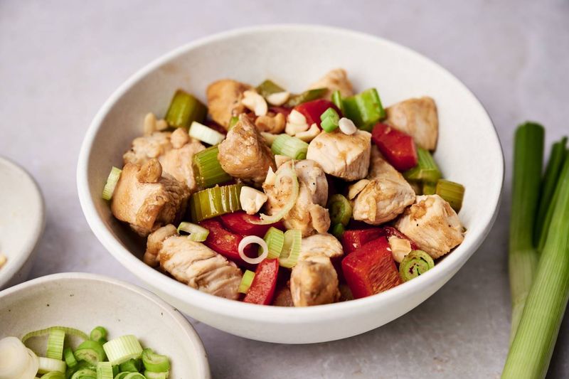 Kung Pao Chicken (Without The Heat Or Crunch)