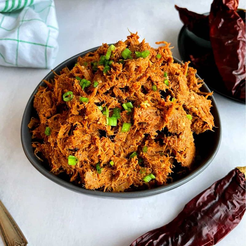 Machaca Con Chile De Árbol