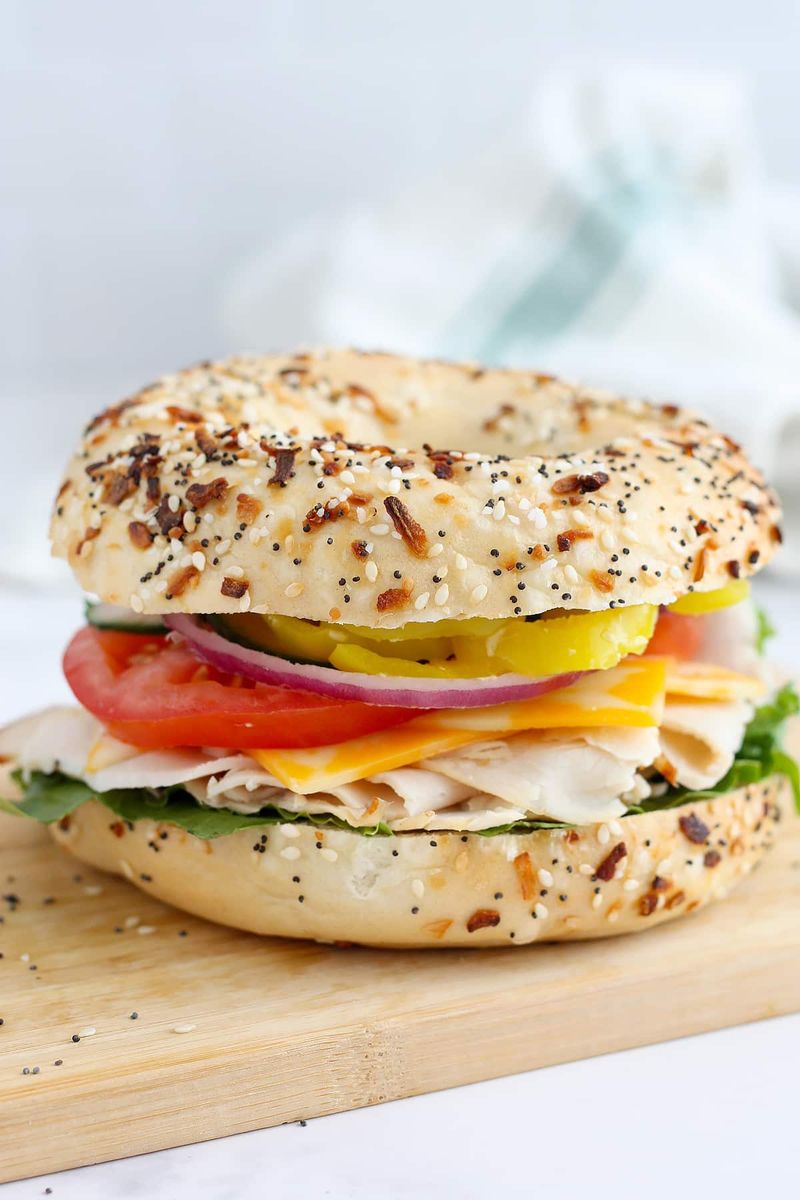 Mini Whole-Wheat Bagel Sandwich With Apple Slices