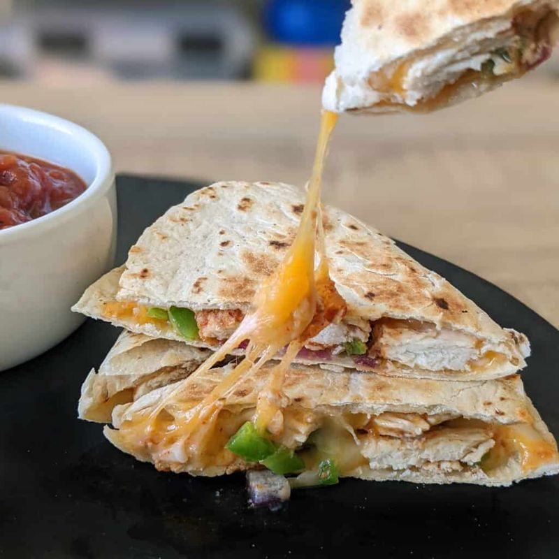 Quick-Draw Quesadilla Triangles