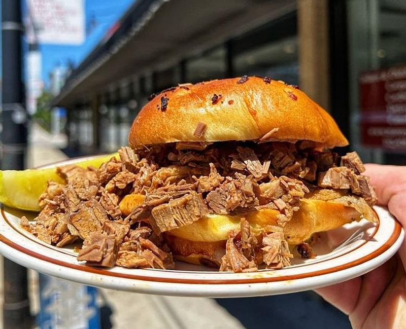 Illinois: The Chicago Classic At Lou Mitchell's