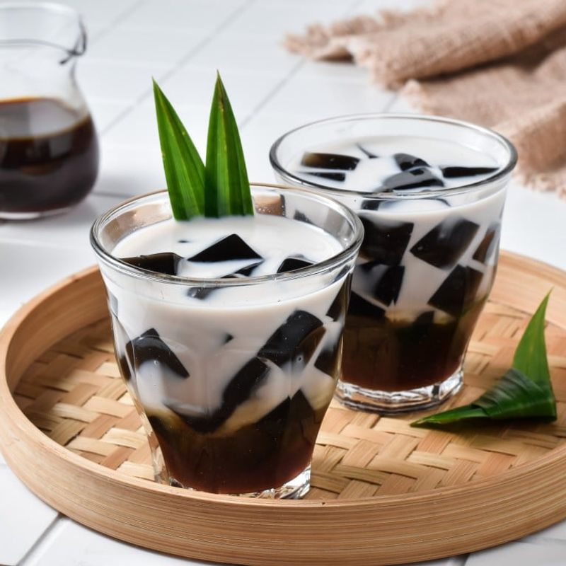Playful Grass Jelly Treat