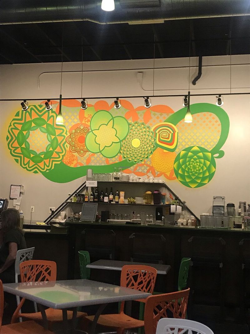 Kansas: Lotus Leaf Café