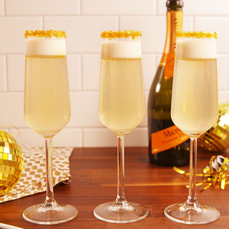 Sparkling Champagne Jello Flutes
