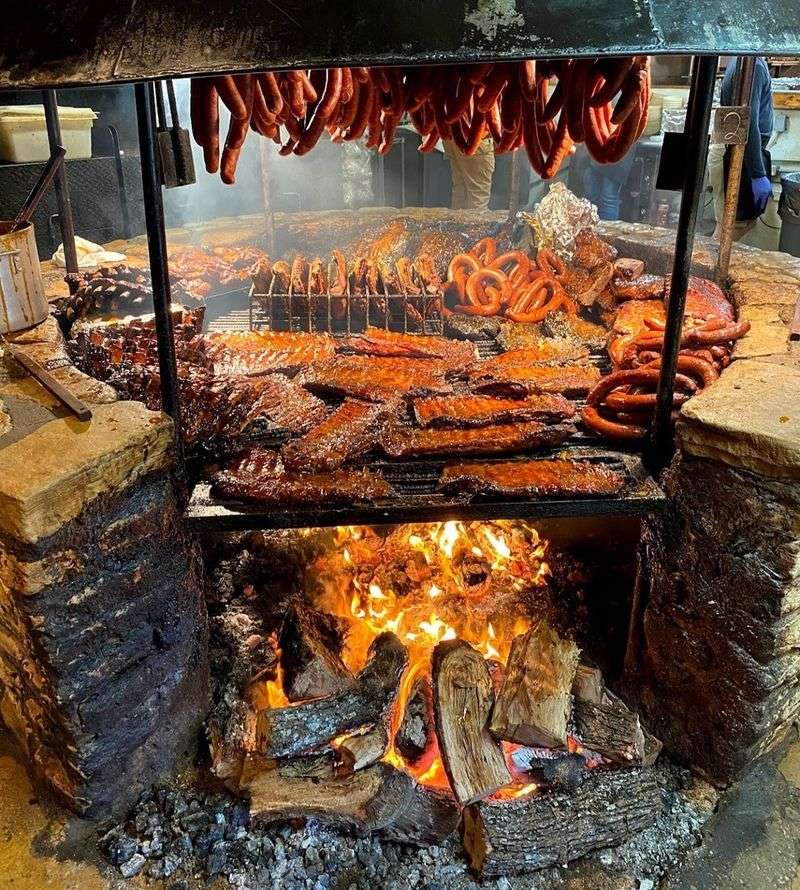 The Salt Lick – Driftwood Destination