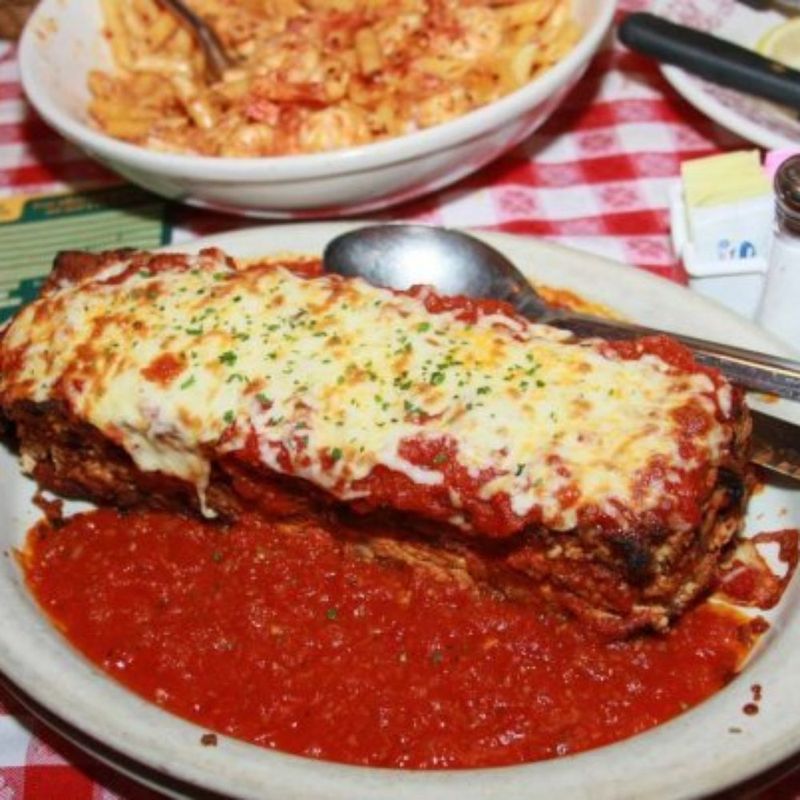 Buca Di Beppo: Where Quantity Crushingly Defeats Quality