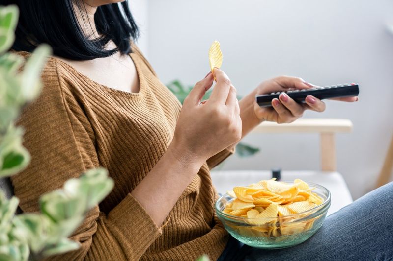 Ban Eating In Front Of Screens
