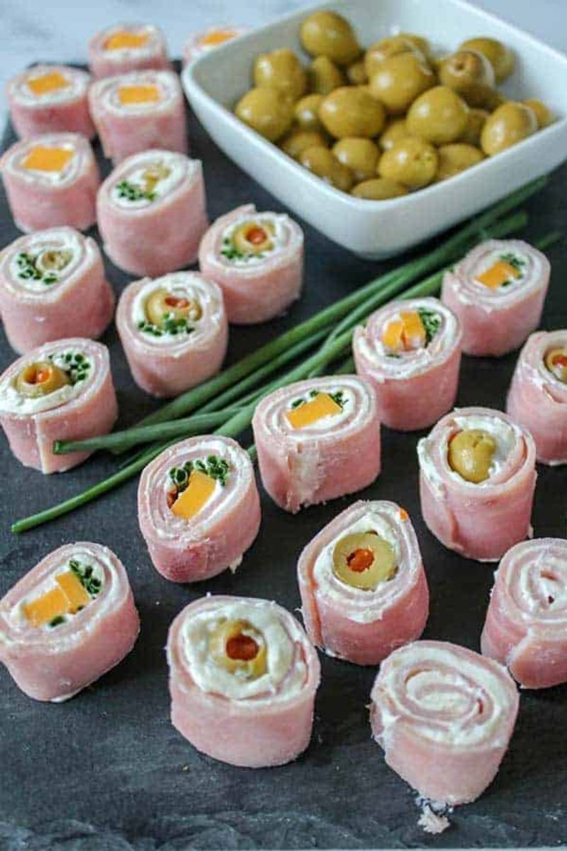 Ham And Cheese Roll-Ups