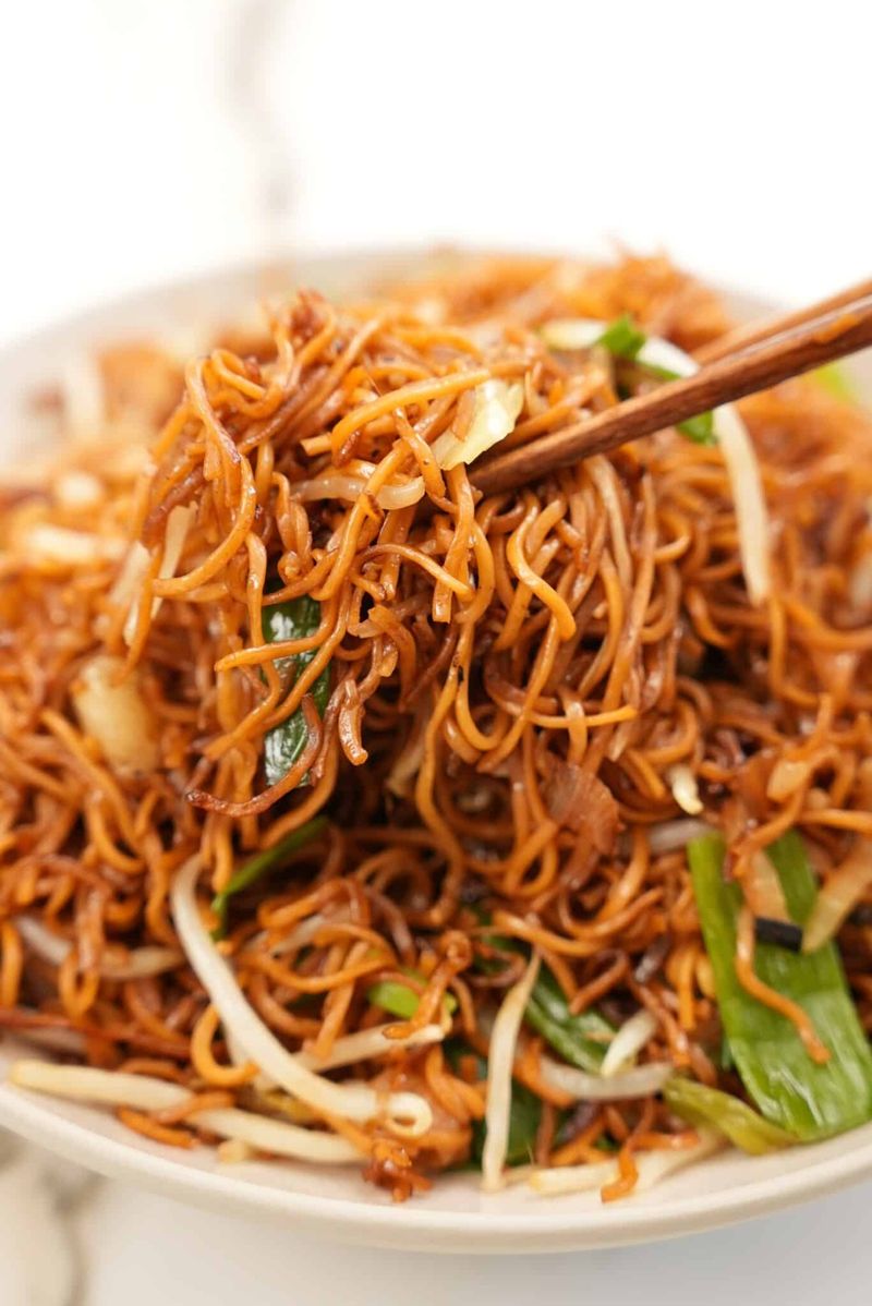 Lo Mein (That Tastes Like Soy Sauce Noodles)