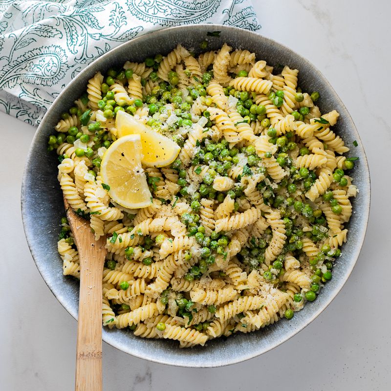 Garlicky Pea And Mint Penne