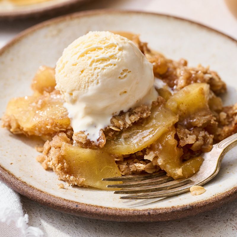 Cinnamon Apple Crisp