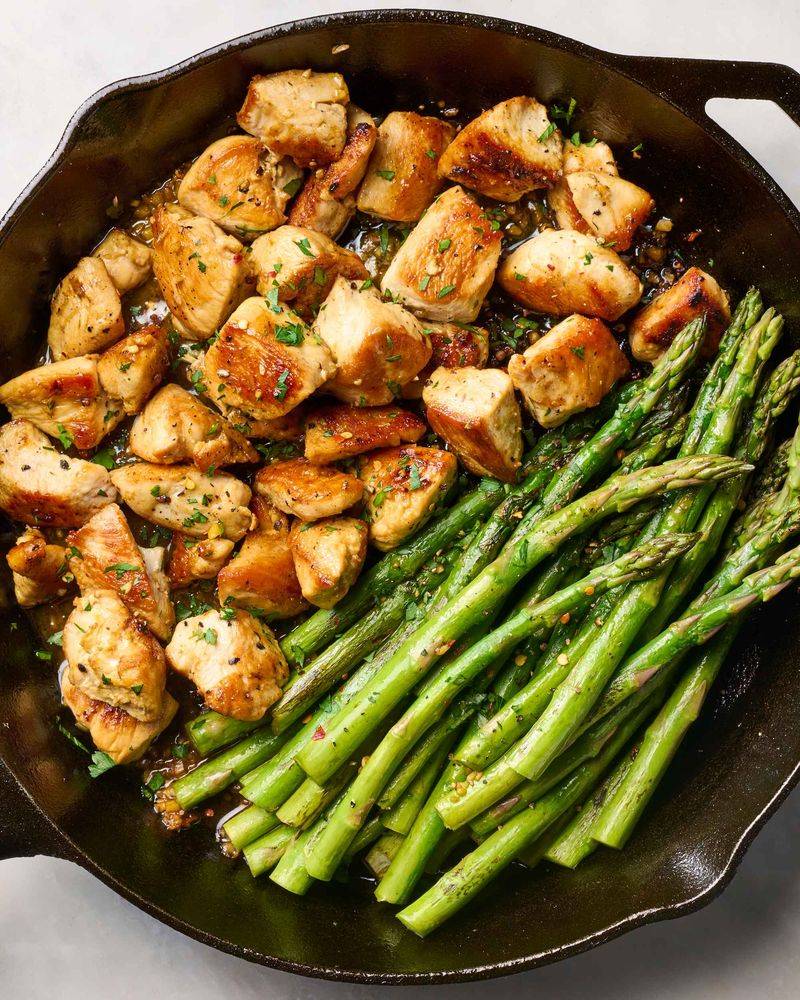 Garlic Butter Chicken And Asparagus