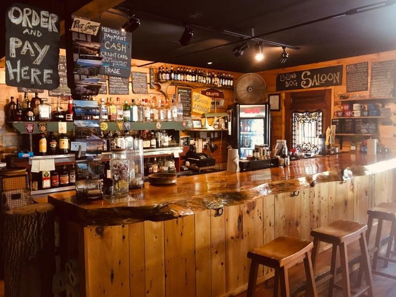 Maine – Spring Creek Bar-B-Q (Monson)