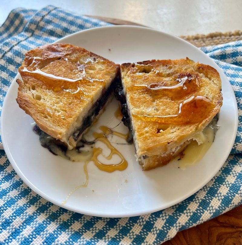 Maine's Maple Blueberry Brie Bliss