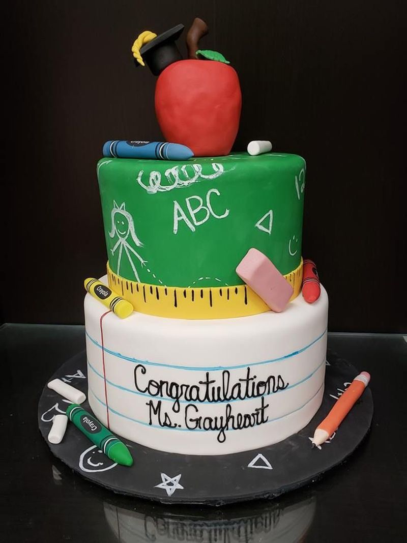 Chalkboard Graduation Messages Cake
