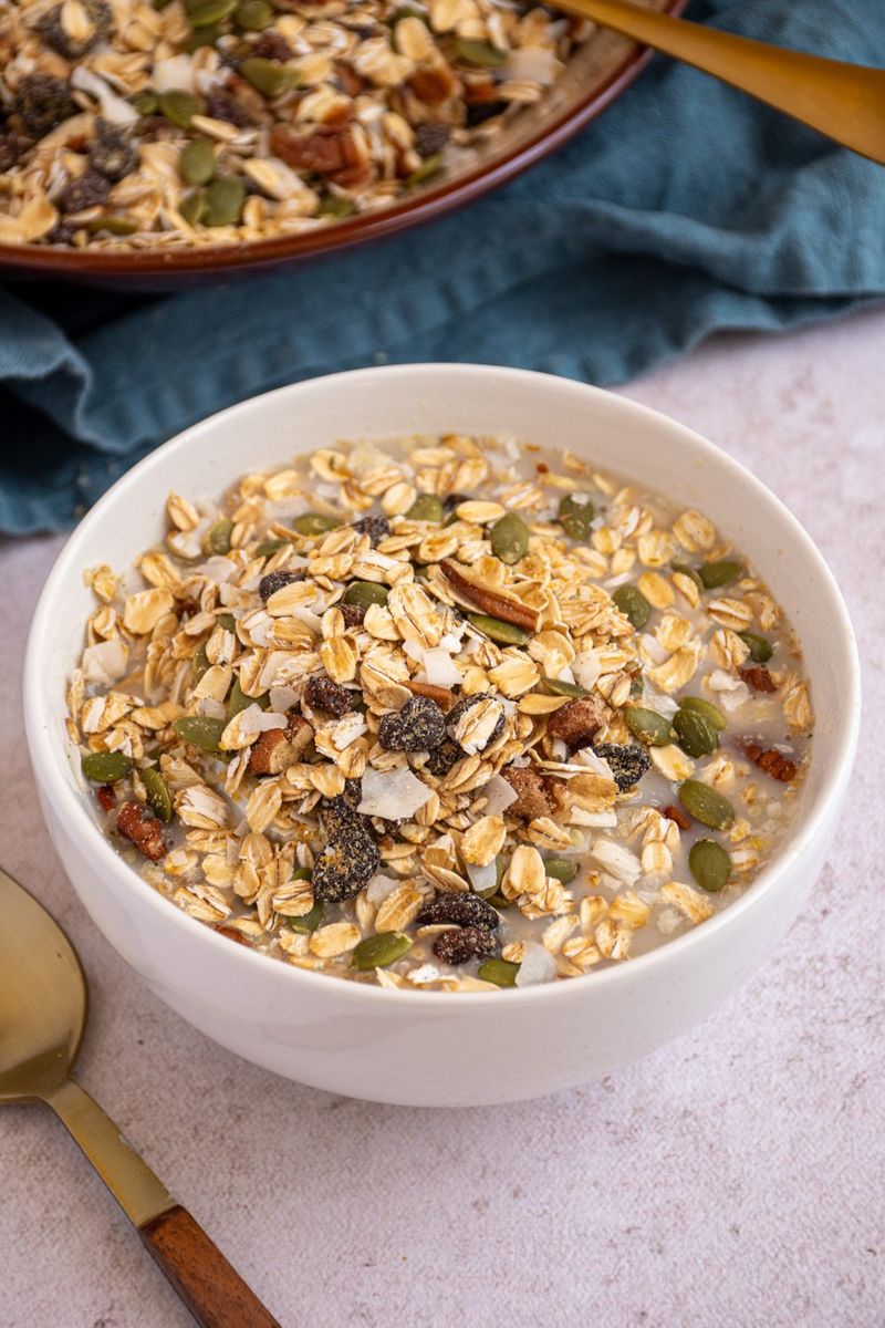 Muesli With Almond Milk And Raisins