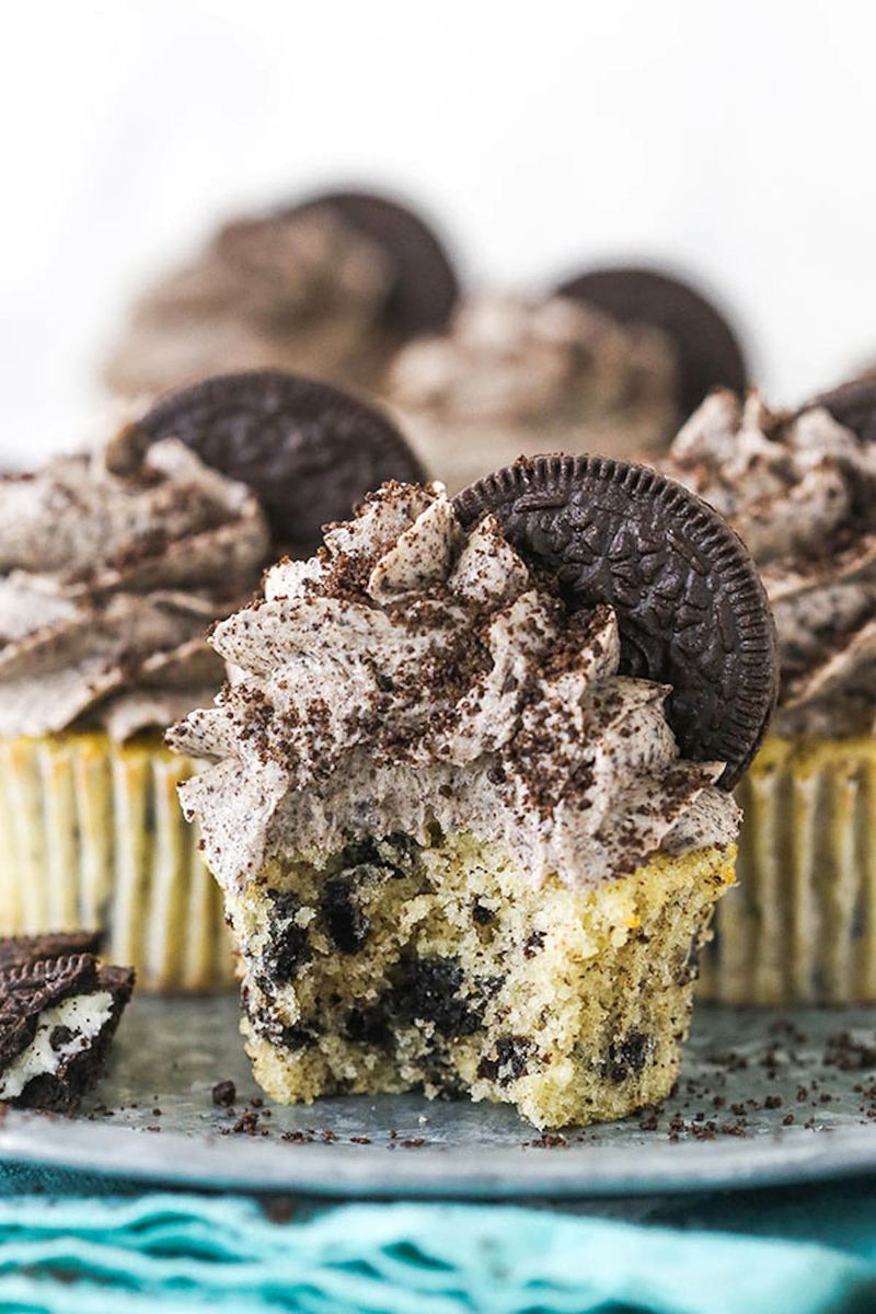 Cookies & Cream Dream Cakes