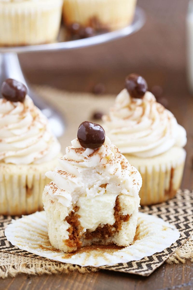 Tiramisu Coffee Cream Cakes