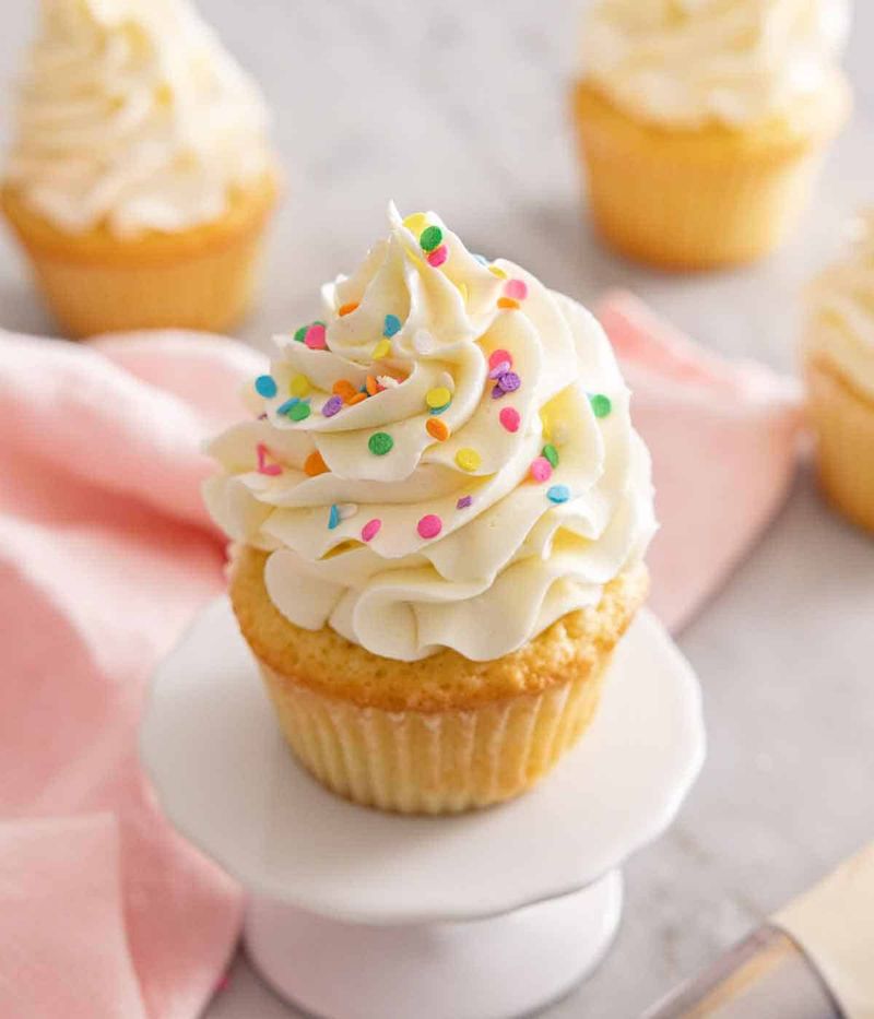 Swiss Meringue Velvet