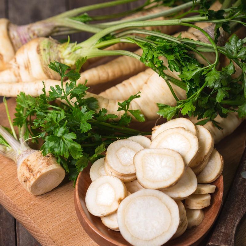 Parsley Root: The Aromatic Multitasker