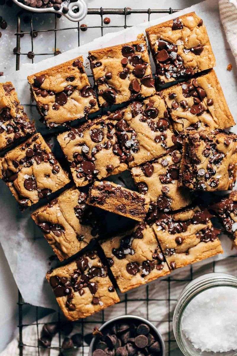 Chocolate Chip Cookie Bars