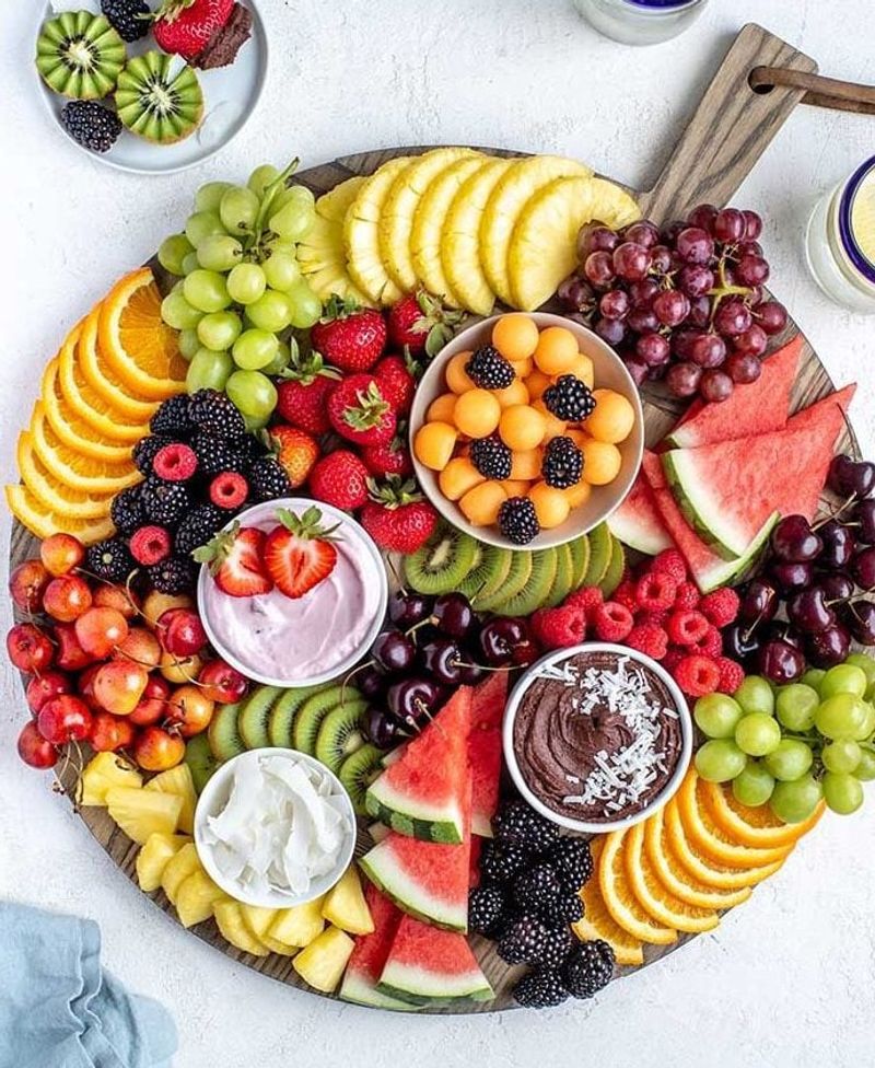 Fruit Tray With Yogurt Dip
