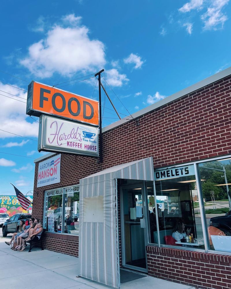 Nebraska: Harold's Koffee House