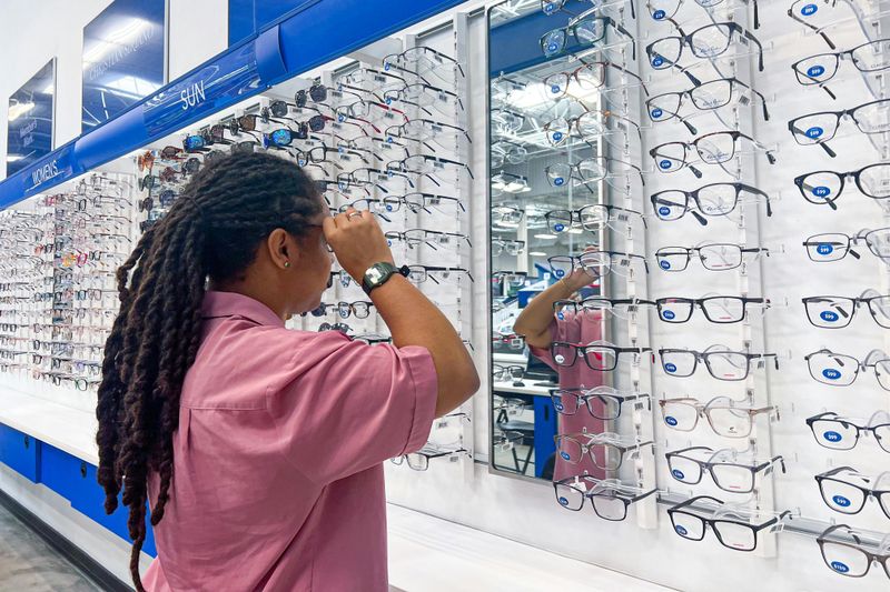 Optical Center: Vision Without Bankruptcy