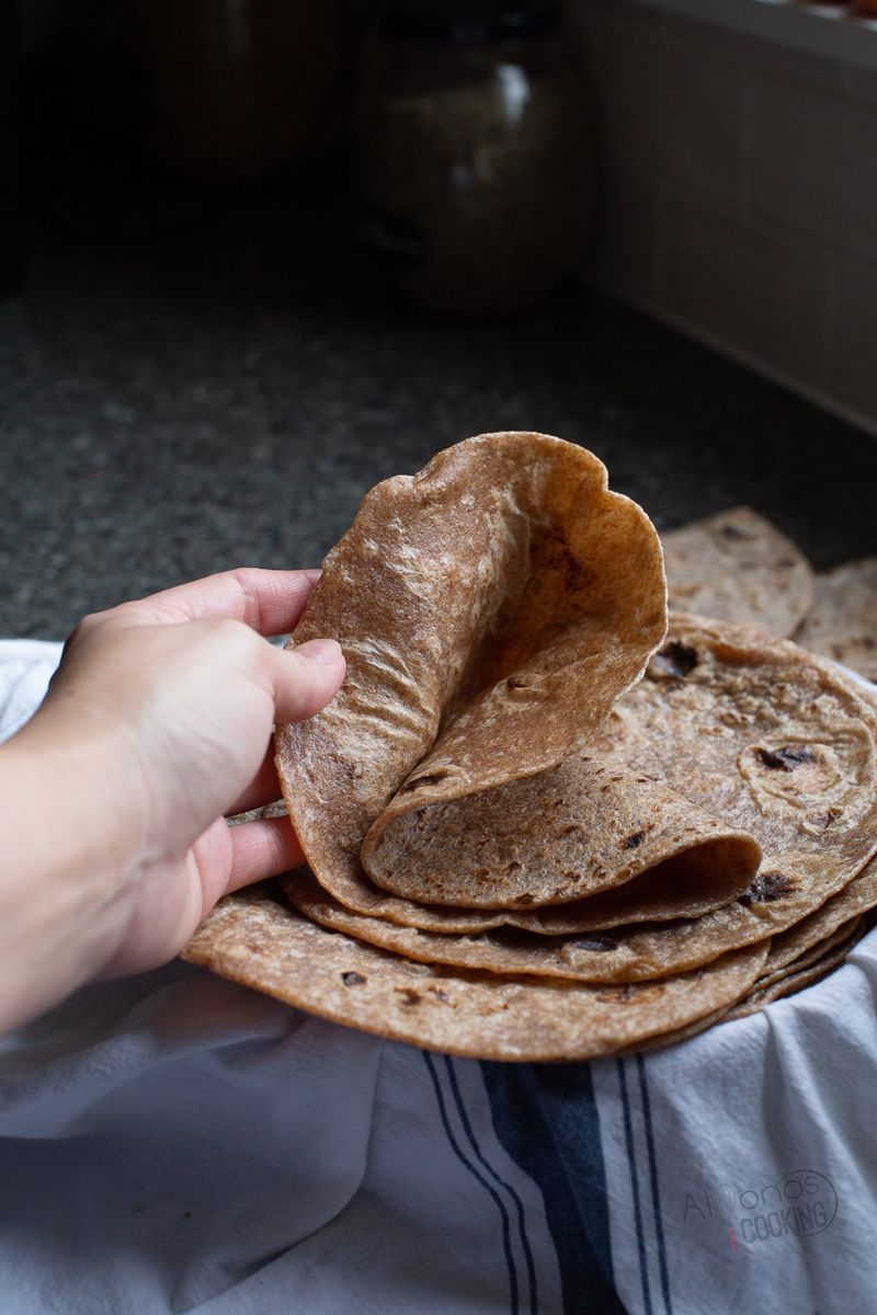 100% Whole Wheat Tortillas: Fiber Powerhouses