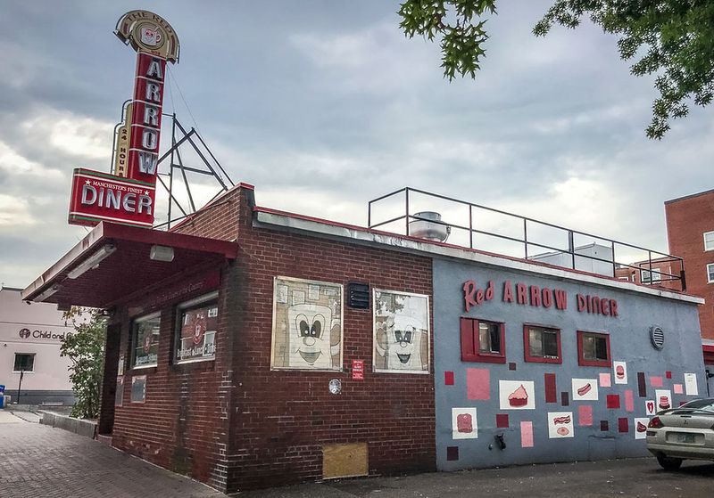 New Hampshire: Red Arrow Diner