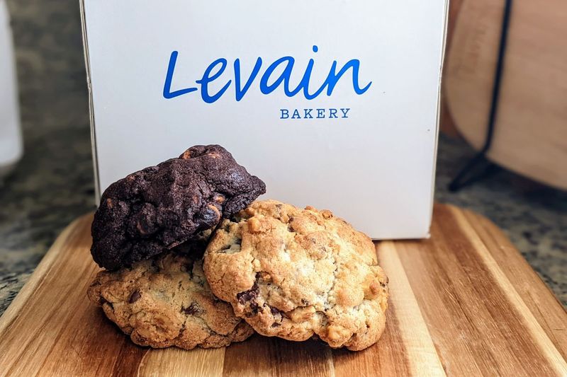 New York - Levain Bakery