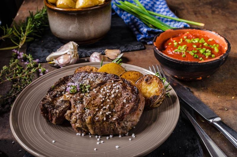 Anthony Bourdain's Boeuf Au Poivre