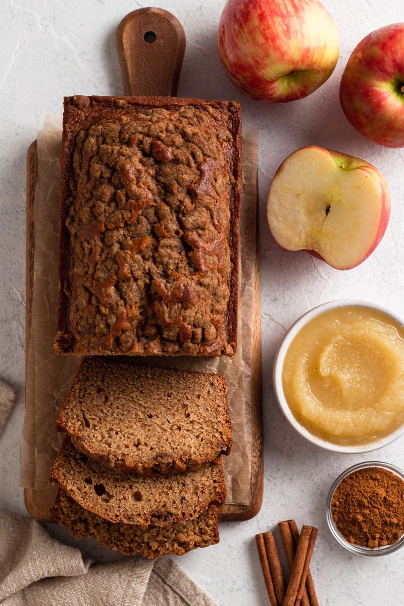 Apple Cinnamon Bread