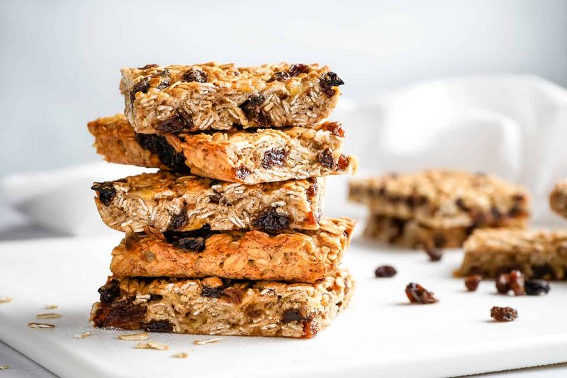 Cinnamon Raisin Oat Squares