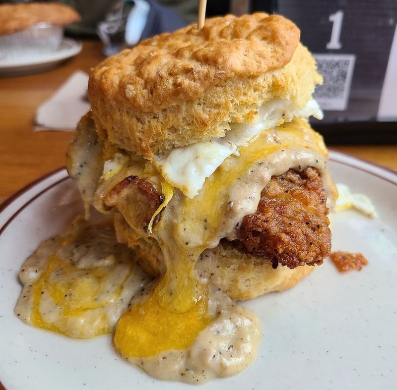 Oregon: The Beaver State Breakfast At Pine State Biscuits