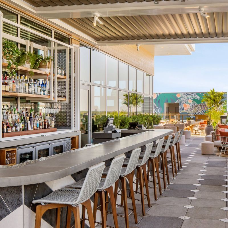 Sal Y Mar Rooftop Bar