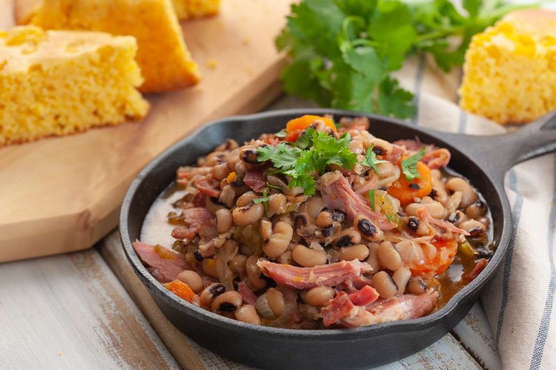 Black-Eyed Peas With Hamhocks
