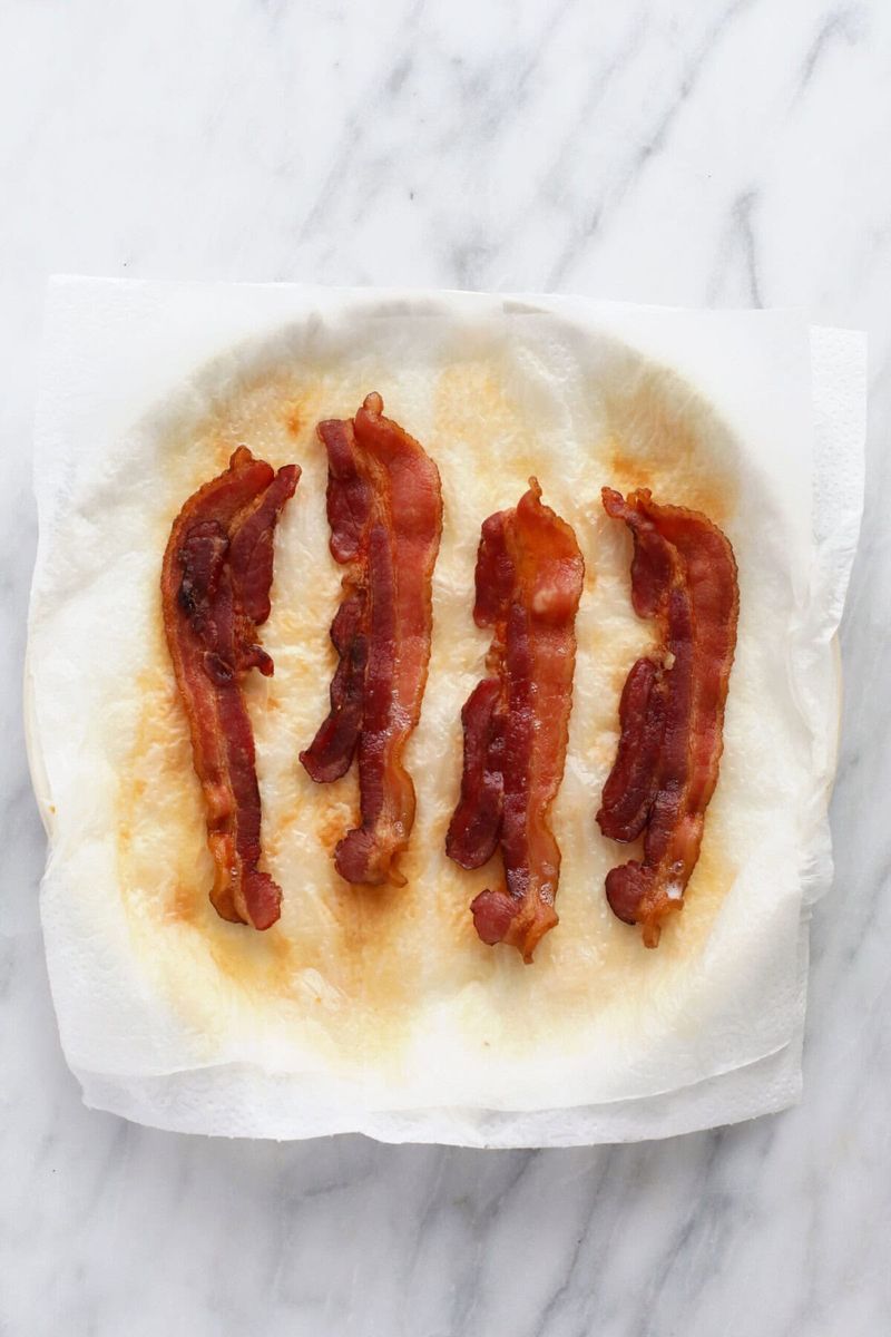 Microwave Bacon Between Paper Towels
