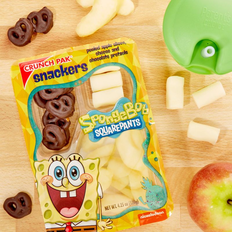 SpongeBob Cheese Cubes & Crackers