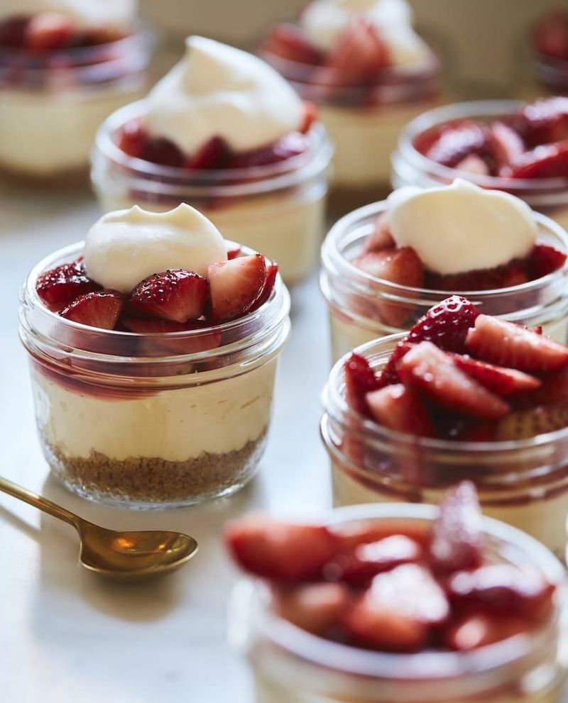 Mason Jar Berry Cheesecakes