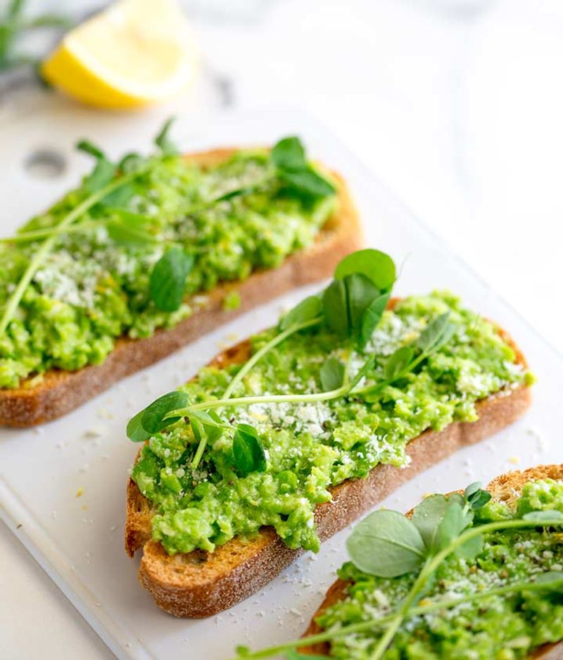 Spring Pea Pesto Crostini