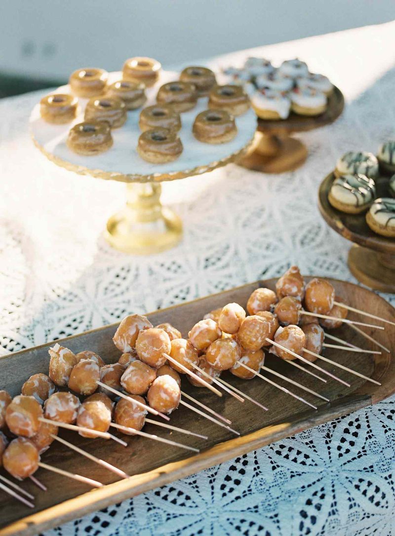 Earl Grey And Honey Glazed Pops