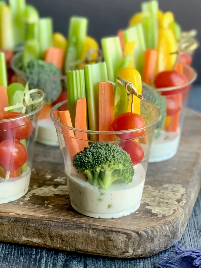Veggie Cups With Hummus